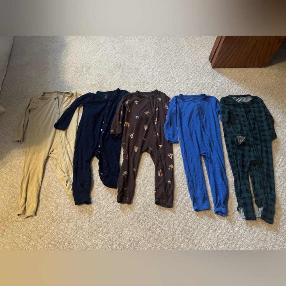 Kyte Baby Rompers 12-18 months lot of 5